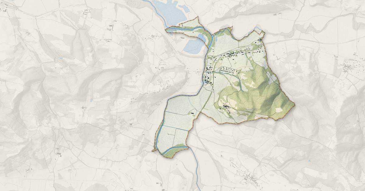 Portrait cartographique de Moulin-Neuf : relief, eau, forêts, bâti et voies, calculés à partir des données de l'IGN
