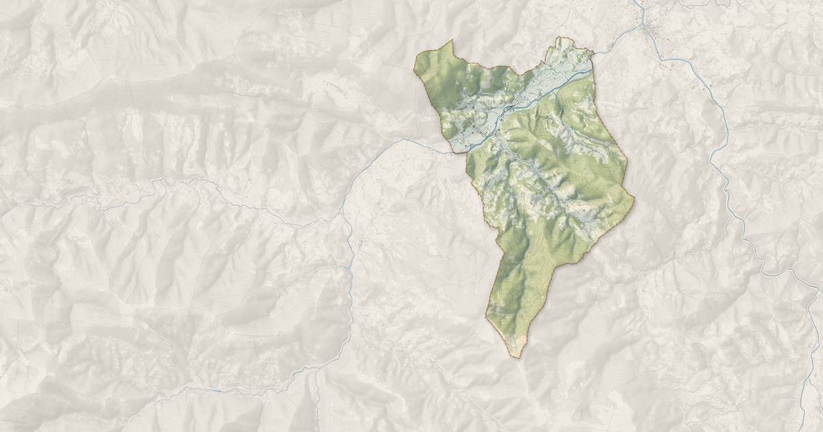 Portrait cartographique de Moulis : relief, eau, forêts, bâti et voies, calculés à partir des données de l'IGN