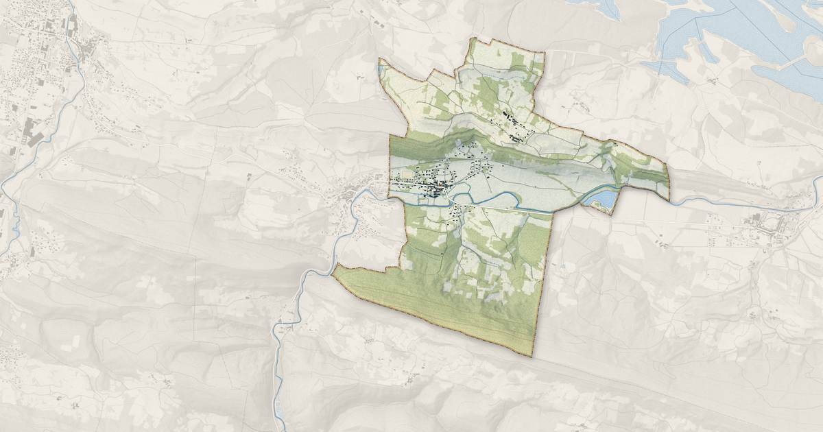 Portrait cartographique de Le Peyrat : relief, eau, forêts, bâti et voies, calculés à partir des données de l'IGN