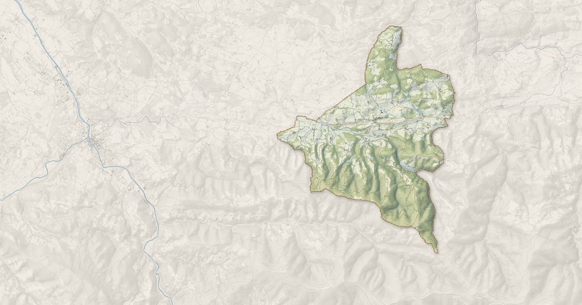 Portrait cartographique de Rimont : relief, eau, forêts, bâti et voies, calculés à partir des données de l'IGN