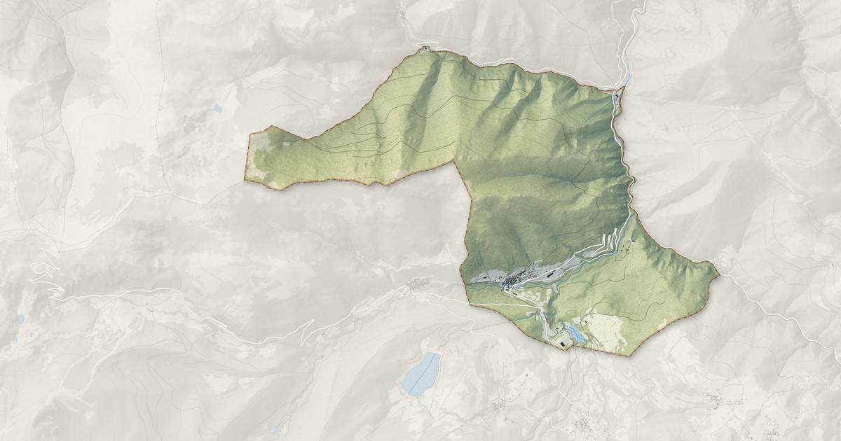 Portrait cartographique de Rouze : relief, eau, forêts, bâti et voies, calculés à partir des données de l'IGN