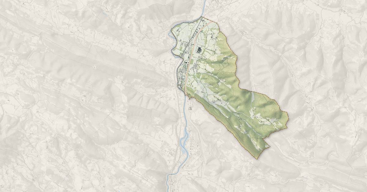 Portrait cartographique de Saint-Jean-de-Verges : relief, eau, forêts, bâti et voies, calculés à partir des données de l'IGN