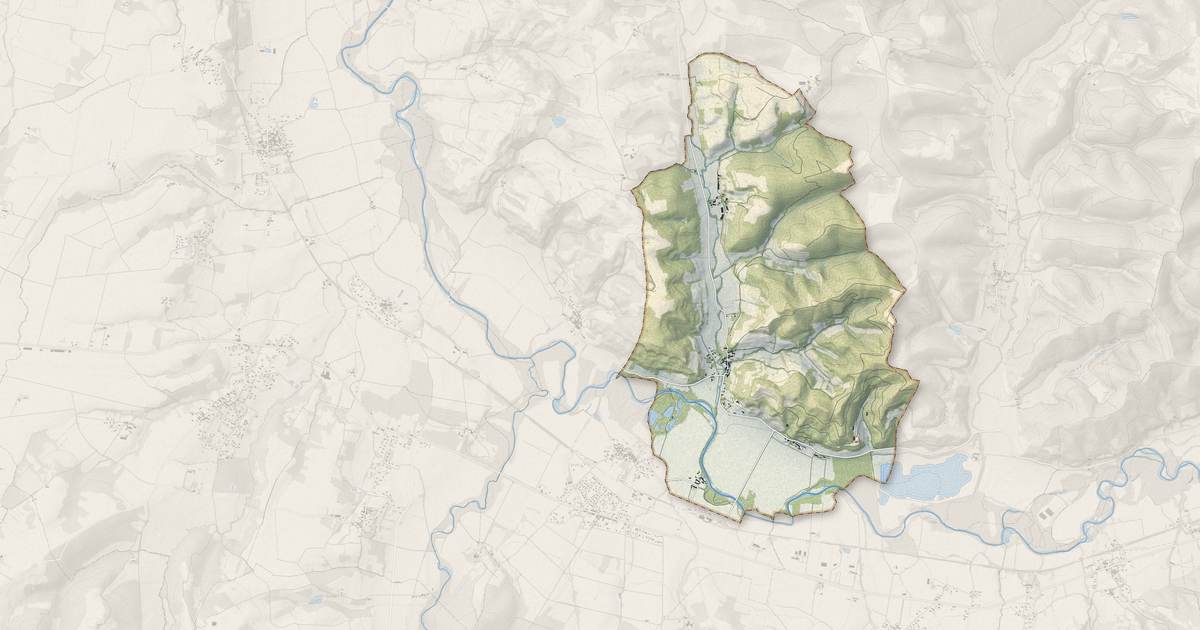 Portrait cartographique de Teilhet : relief, eau, forêts, bâti et voies, calculés à partir des données de l'IGN