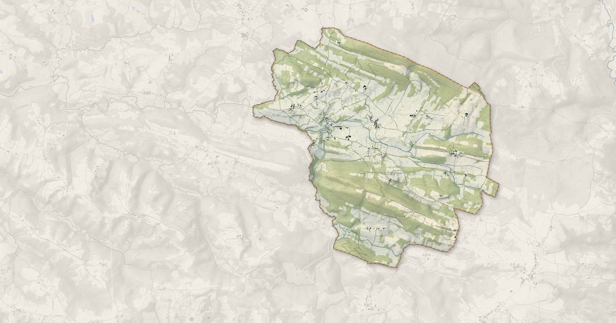 Portrait cartographique de Tourtouse : relief, eau, forêts, bâti et voies, calculés à partir des données de l'IGN