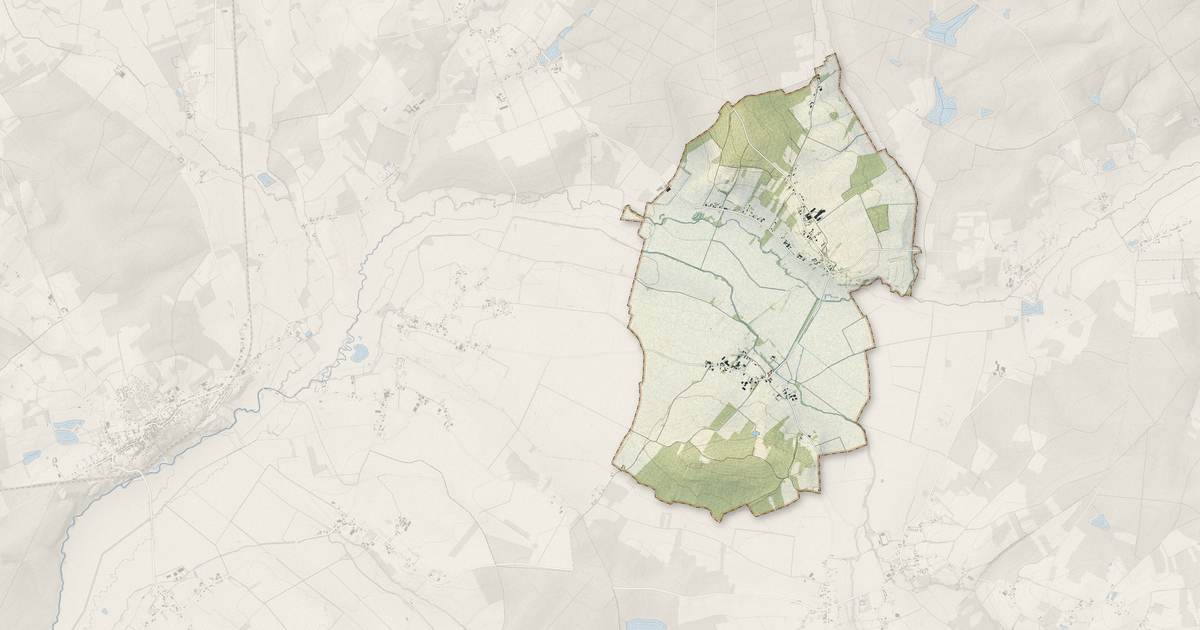 Portrait cartographique de Avreuil : relief, eau, forêts, bâti et voies, calculés à partir des données de l'IGN