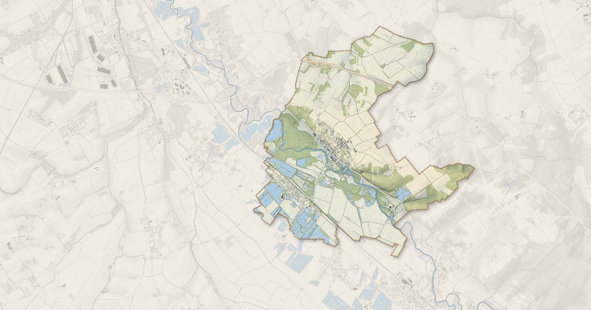 Portrait cartographique de Clérey : relief, eau, forêts, bâti et voies, calculés à partir des données de l'IGN