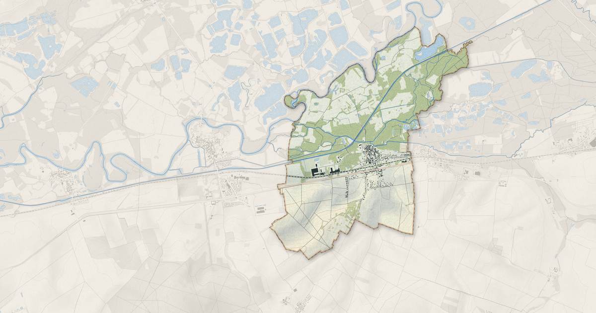 Portrait cartographique de Crancey : relief, eau, forêts, bâti et voies, calculés à partir des données de l'IGN