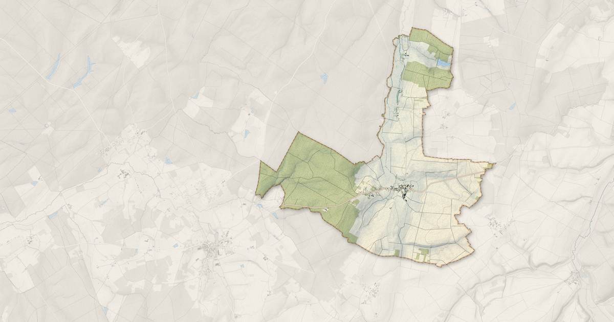 Portrait cartographique de Lantages : relief, eau, forêts, bâti et voies, calculés à partir des données de l'IGN