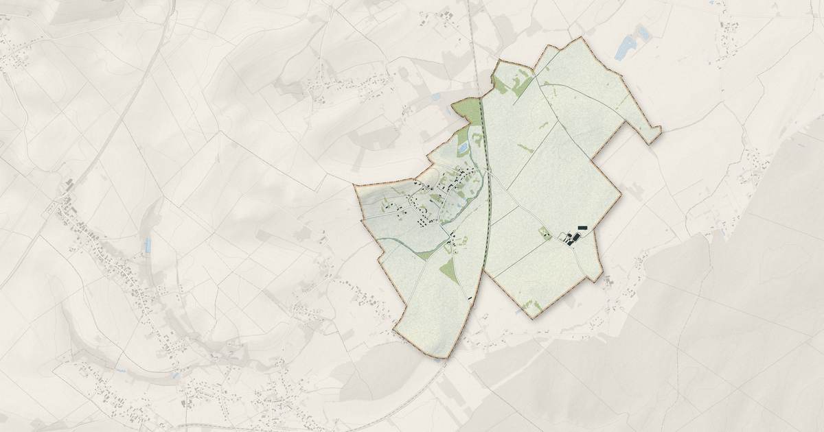 Portrait cartographique de Longeville-sur-Mogne : relief, eau, forêts, bâti et voies, calculés à partir des données de l'IGN