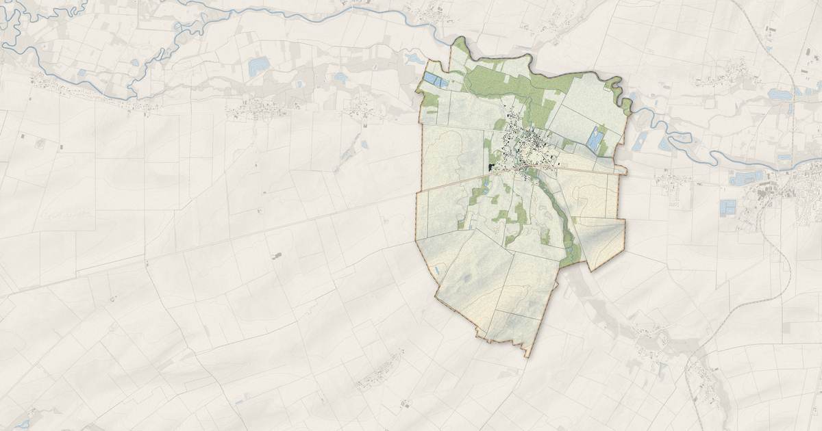 Portrait cartographique de Pouan-les-Vallées : relief, eau, forêts, bâti et voies, calculés à partir des données de l'IGN