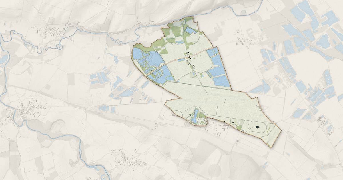 Portrait cartographique de Saint-Christophe-Dodinicourt : relief, eau, forêts, bâti et voies, calculés à partir des données de l'IGN