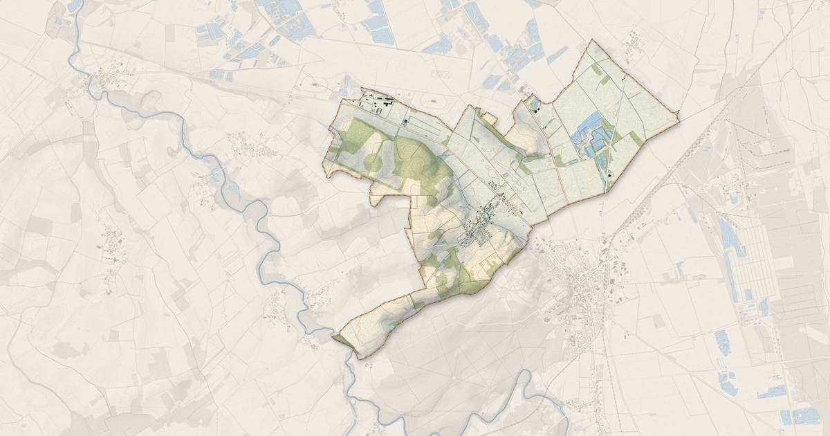 Portrait cartographique de Saint-Léger-sous-Brienne : relief, eau, forêts, bâti et voies, calculés à partir des données de l'IGN