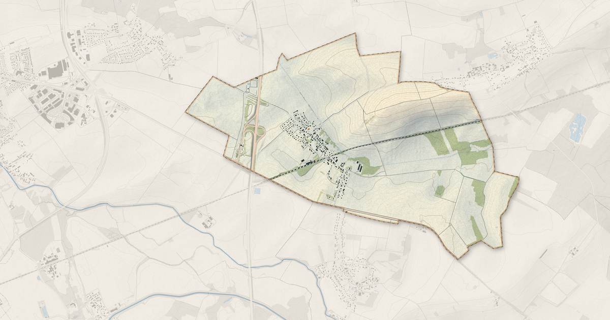 Portrait cartographique de Thennelières : relief, eau, forêts, bâti et voies, calculés à partir des données de l'IGN
