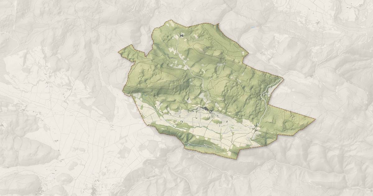 Portrait cartographique de Belvis : relief, eau, forêts, bâti et voies, calculés à partir des données de l'IGN