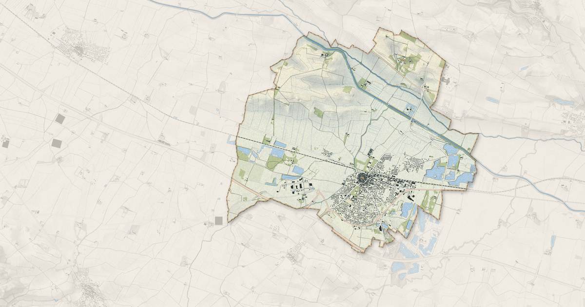 Portrait cartographique de Bram : relief, eau, forêts, bâti et voies, calculés à partir des données de l'IGN