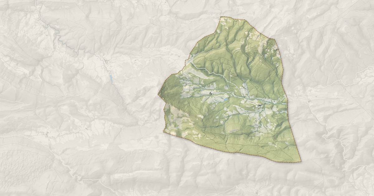 Portrait cartographique de Camps-sur-l'Agly : relief, eau, forêts, bâti et voies, calculés à partir des données de l'IGN