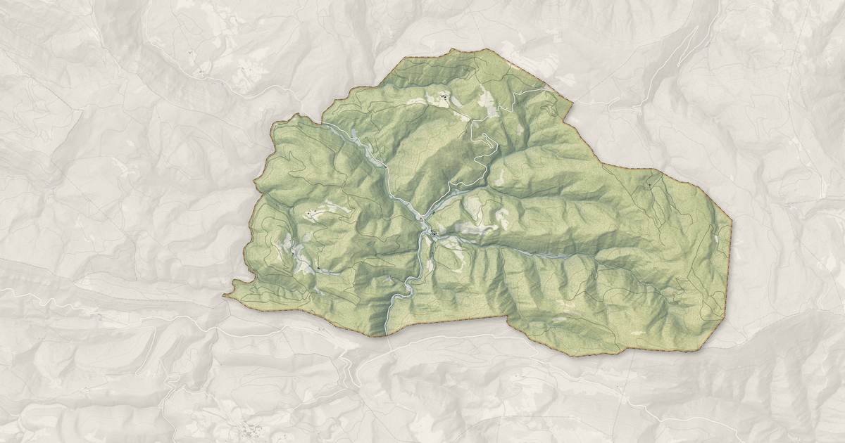 Portrait cartographique de Clermont-sur-Lauquet : relief, eau, forêts, bâti et voies, calculés à partir des données de l'IGN