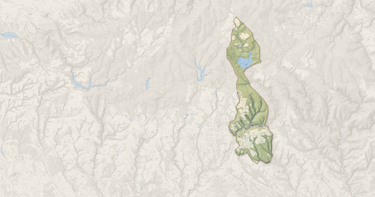Portrait cartographique de Cuxac-Cabardès : relief, eau, forêts, bâti et voies, calculés à partir des données de l'IGN