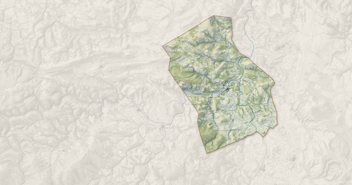 Portrait cartographique de Durban-Corbières : relief, eau, forêts, bâti et voies, calculés à partir des données de l'IGN