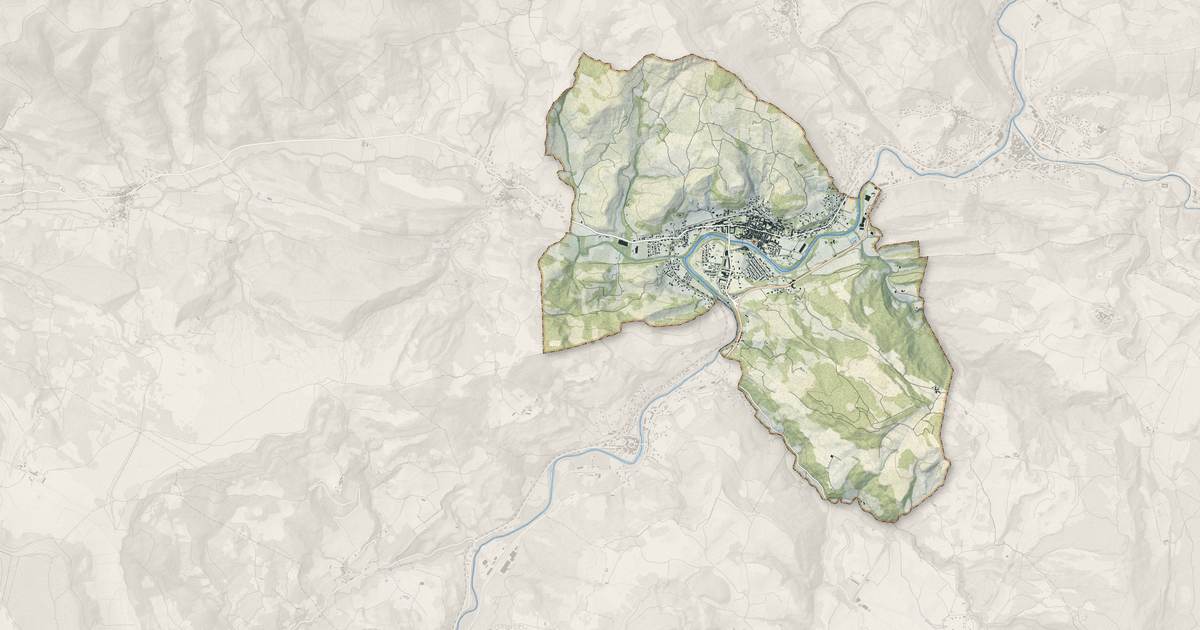 Portrait cartographique de Espéraza : relief, eau, forêts, bâti et voies, calculés à partir des données de l'IGN