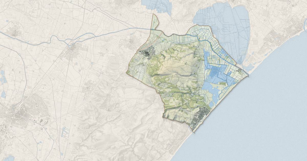 Portrait cartographique de Fleury : relief, eau, forêts, bâti et voies, calculés à partir des données de l'IGN