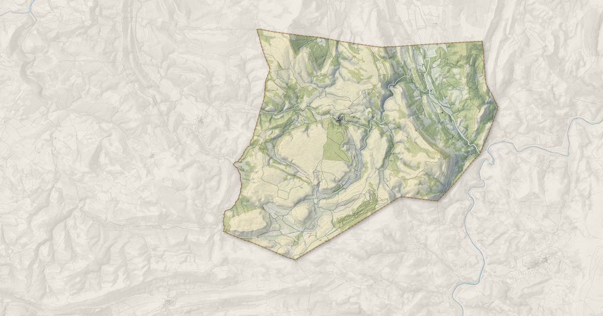 Portrait cartographique de Fontjoncouse : relief, eau, forêts, bâti et voies, calculés à partir des données de l'IGN