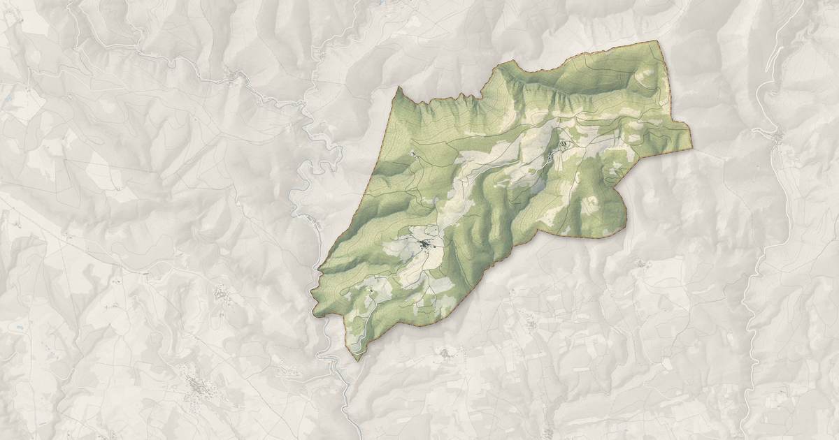 Portrait cartographique de Fournes-Cabardès : relief, eau, forêts, bâti et voies, calculés à partir des données de l'IGN