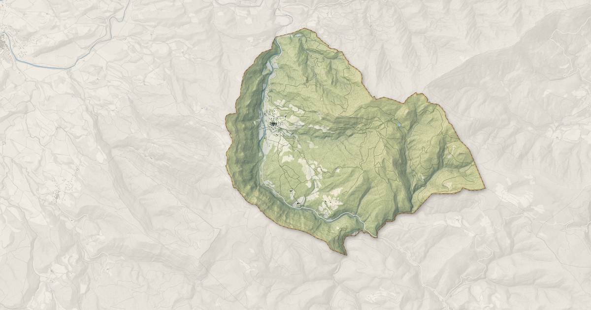 Portrait cartographique de Greffeil : relief, eau, forêts, bâti et voies, calculés à partir des données de l'IGN