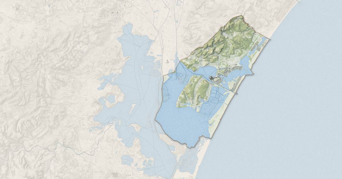 Portrait cartographique de Gruissan : relief, eau, forêts, bâti et voies, calculés à partir des données de l'IGN