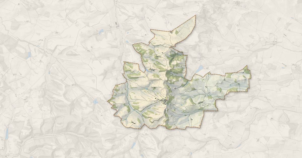 Portrait cartographique de Hounoux : relief, eau, forêts, bâti et voies, calculés à partir des données de l'IGN