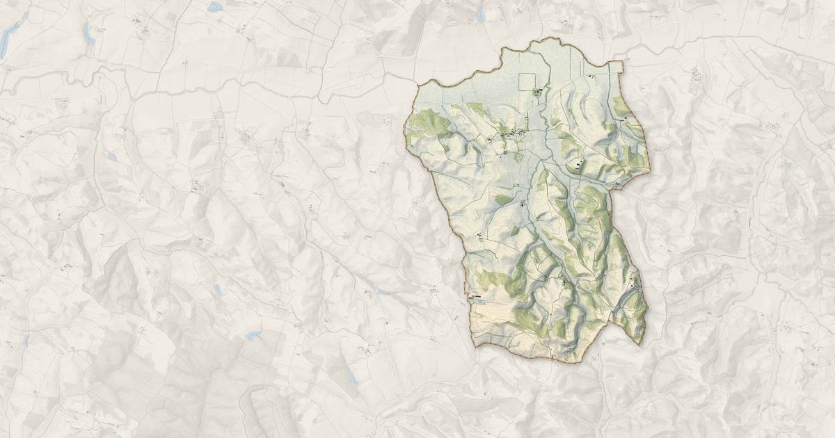 Portrait cartographique de Lafage : relief, eau, forêts, bâti et voies, calculés à partir des données de l'IGN