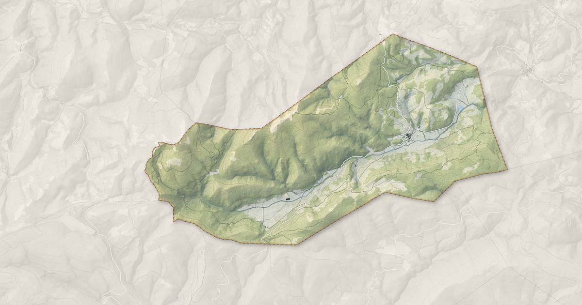 Portrait cartographique de Massac : relief, eau, forêts, bâti et voies, calculés à partir des données de l'IGN