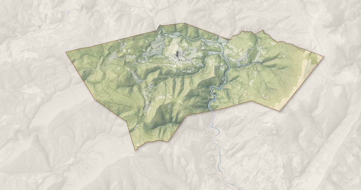 Portrait cartographique de Montgaillard : relief, eau, forêts, bâti et voies, calculés à partir des données de l'IGN
