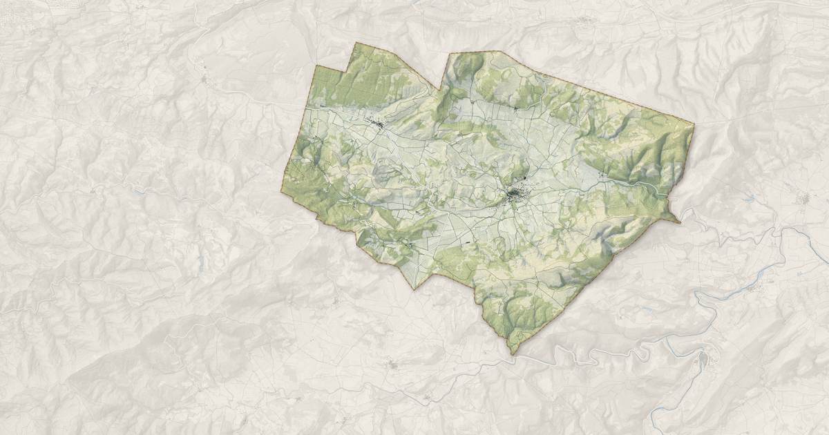 Portrait cartographique de Val-de-Dagne : relief, eau, forêts, bâti et voies, calculés à partir des données de l'IGN