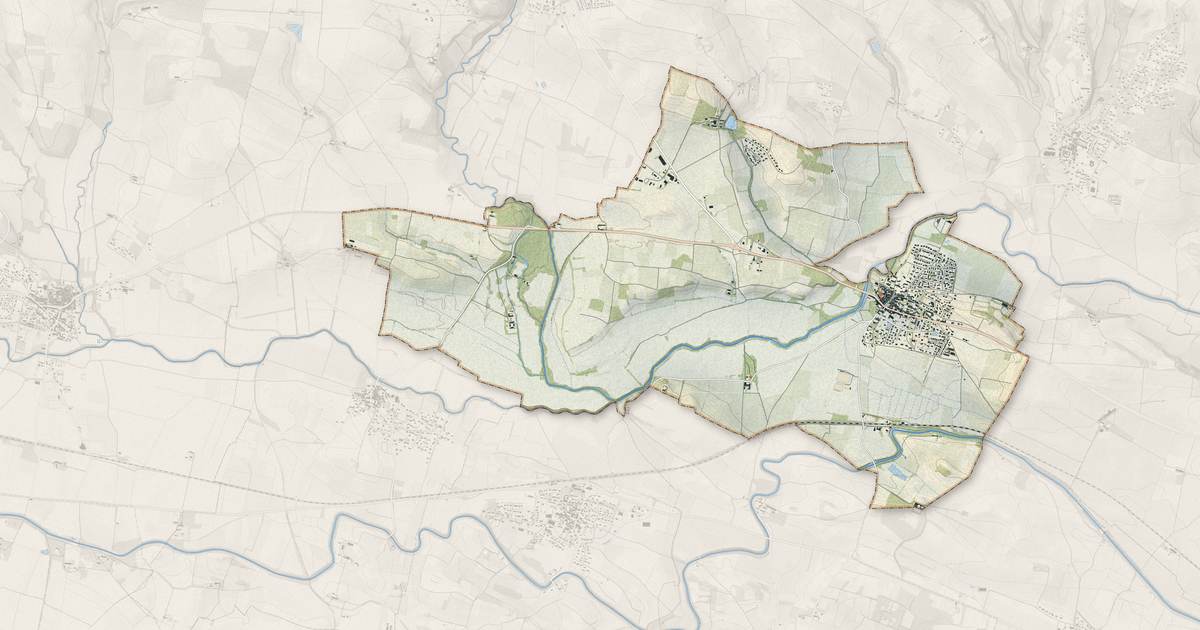 Portrait cartographique de Pezens : relief, eau, forêts, bâti et voies, calculés à partir des données de l'IGN