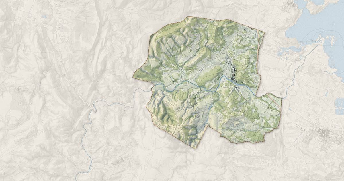Portrait cartographique de Portel-des-Corbières : relief, eau, forêts, bâti et voies, calculés à partir des données de l'IGN