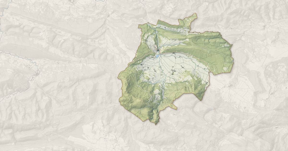 Portrait cartographique de Puivert : relief, eau, forêts, bâti et voies, calculés à partir des données de l'IGN