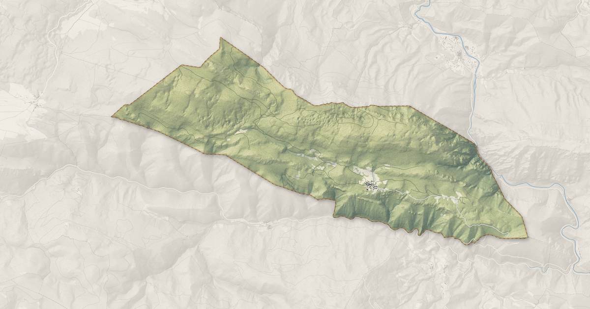 Portrait cartographique de Quirbajou : relief, eau, forêts, bâti et voies, calculés à partir des données de l'IGN