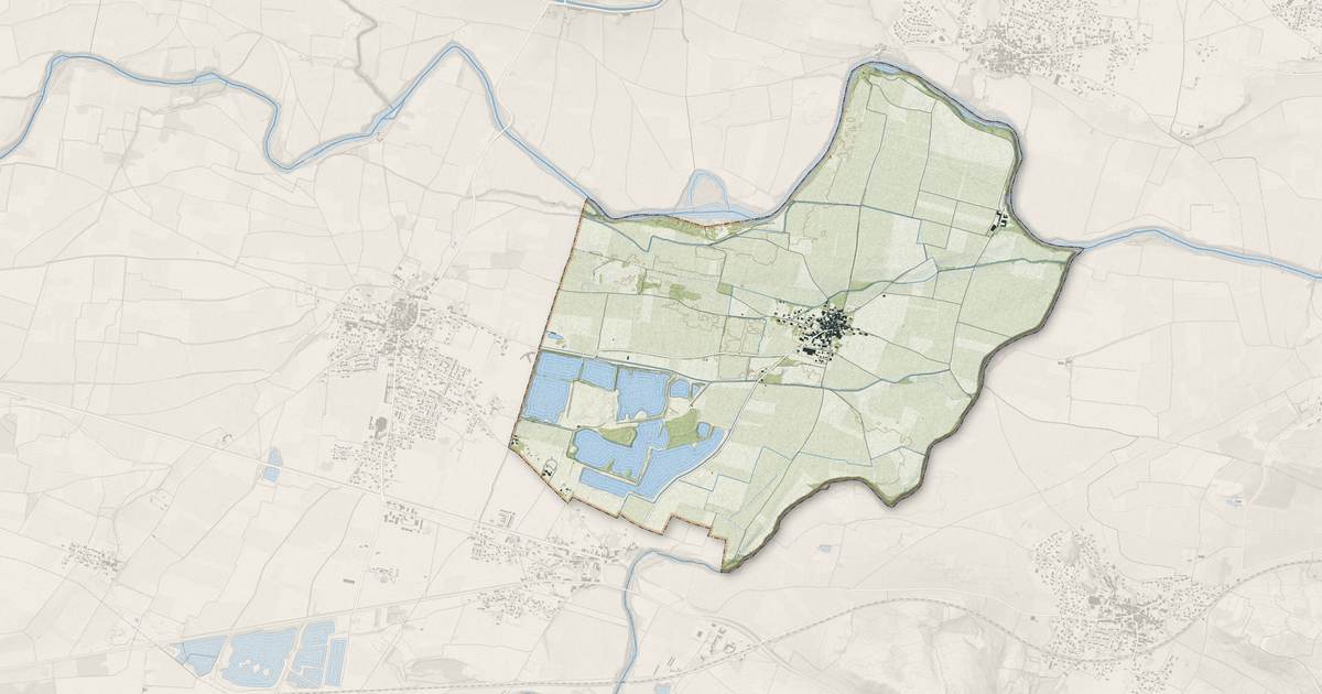 Portrait cartographique de Raissac-d'Aude : relief, eau, forêts, bâti et voies, calculés à partir des données de l'IGN