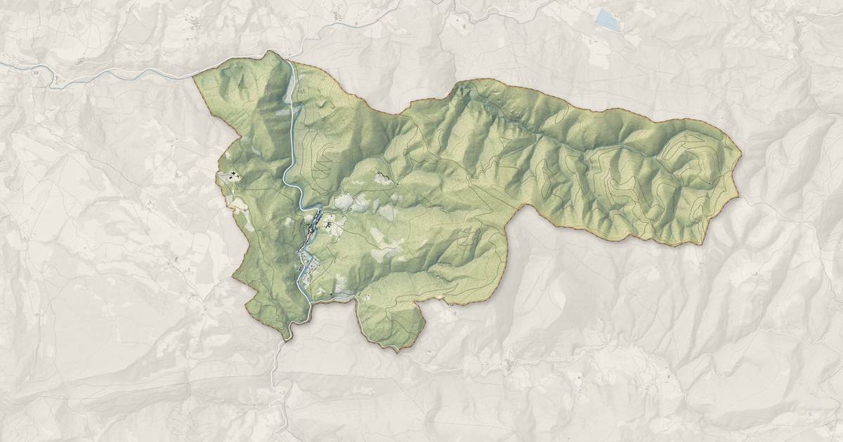 Portrait cartographique de Rennes-les-Bains : relief, eau, forêts, bâti et voies, calculés à partir des données de l'IGN