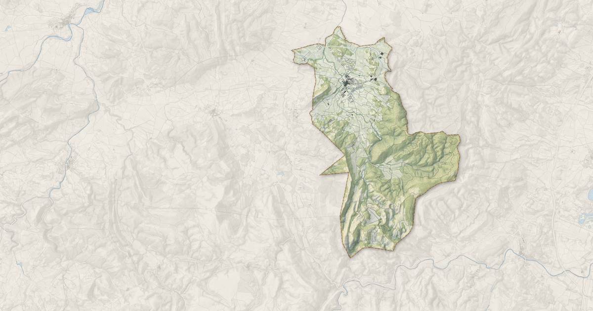 Portrait cartographique de Saint-André-de-Roquelongue : relief, eau, forêts, bâti et voies, calculés à partir des données de l'IGN