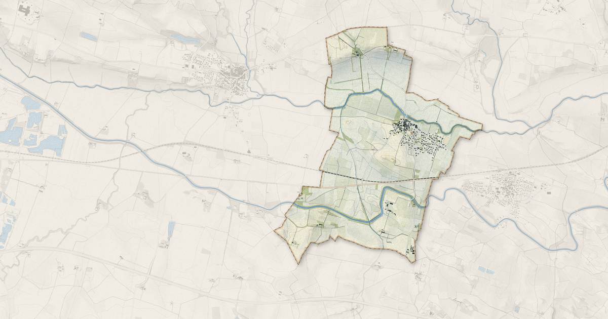 Portrait cartographique de Sainte-Eulalie : relief, eau, forêts, bâti et voies, calculés à partir des données de l'IGN