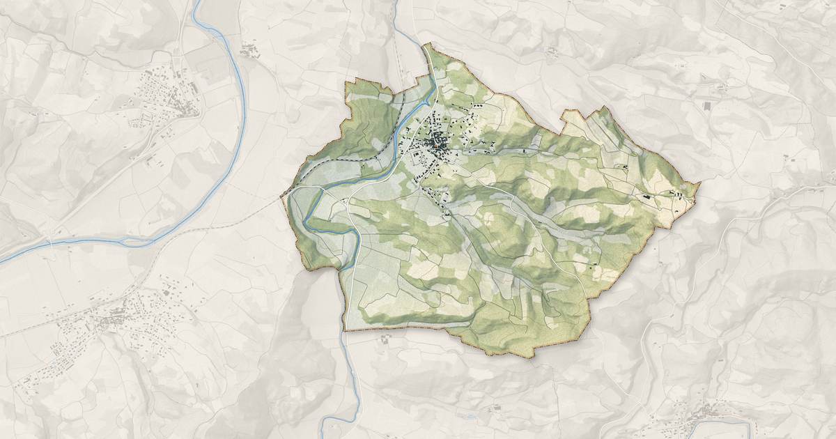 Portrait cartographique de Verzeille : relief, eau, forêts, bâti et voies, calculés à partir des données de l'IGN