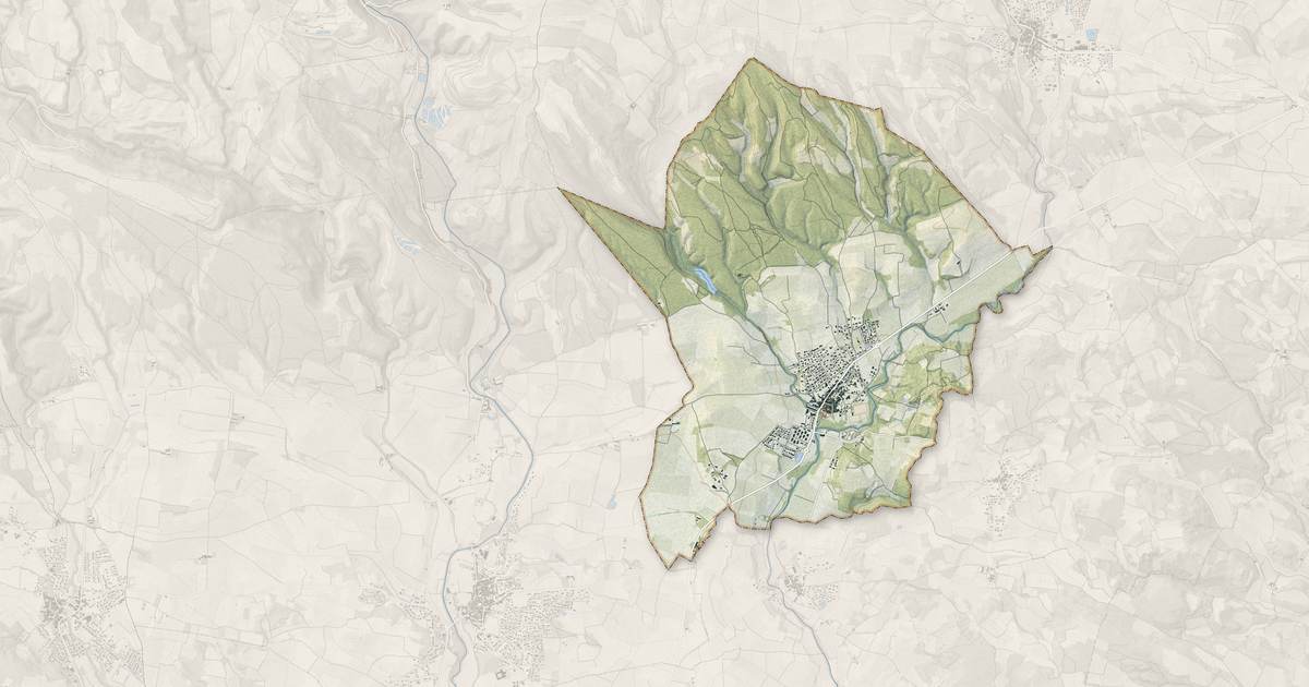 Portrait cartographique de Villegly : relief, eau, forêts, bâti et voies, calculés à partir des données de l'IGN