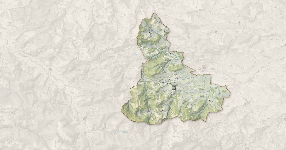 Portrait cartographique de Villelongue-d'Aude : relief, eau, forêts, bâti et voies, calculés à partir des données de l'IGN