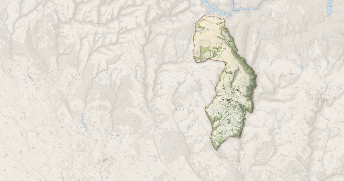 Portrait cartographique de Villemagne : relief, eau, forêts, bâti et voies, calculés à partir des données de l'IGN