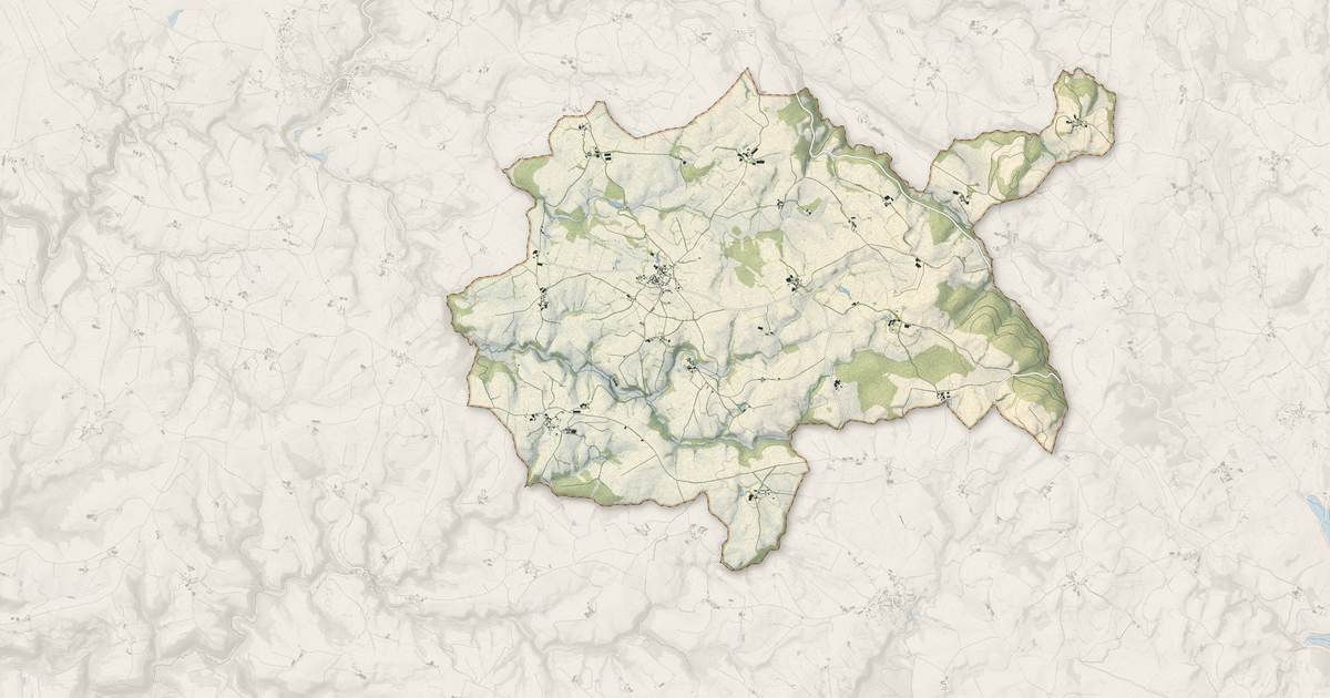 Portrait cartographique de Auriac-Lagast : relief, eau, forêts, bâti et voies, calculés à partir des données de l'IGN