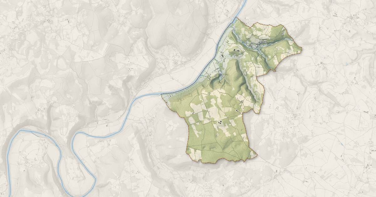 Portrait cartographique de Balaguier-d'Olt : relief, eau, forêts, bâti et voies, calculés à partir des données de l'IGN