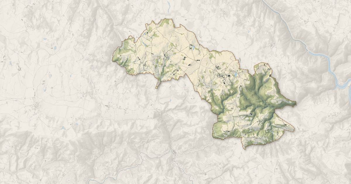 Portrait cartographique de Campuac : relief, eau, forêts, bâti et voies, calculés à partir des données de l'IGN