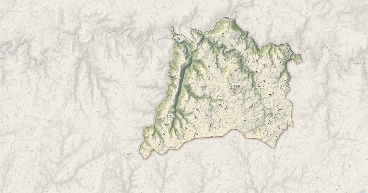 Portrait cartographique de Colombiès : relief, eau, forêts, bâti et voies, calculés à partir des données de l'IGN